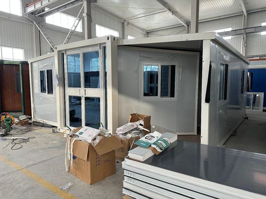 Stahl Luxus-erweiterbares Containerhaus mit wasserdichtem Feuerdichtes individuell 1-3 Schlafzimmer und galvanisierter Stahlrahmen