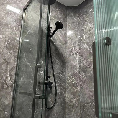 Hotelcontainerhäuser mit modernem Luxus-Weltraumkapseldesign