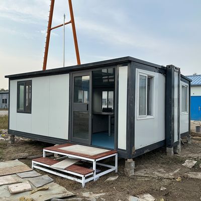 Erweiterbares Containerhaus, vorgefertigtes Stahl-Sandwich-Panel 20ft 40ft mit Aluminiumfenster