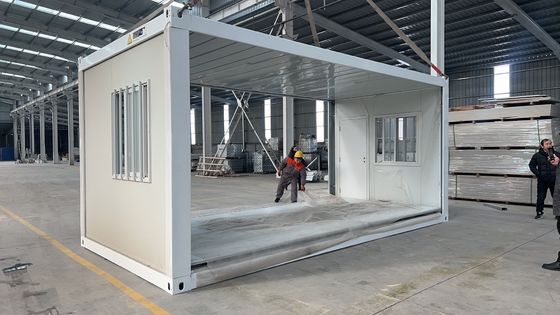 Stabile Wärmedämmung Wasserdichtes Vorgefertigtes Sandwich-Panel Modulares Zigzag-Klappbehälterhaus für Werkstattlösungen