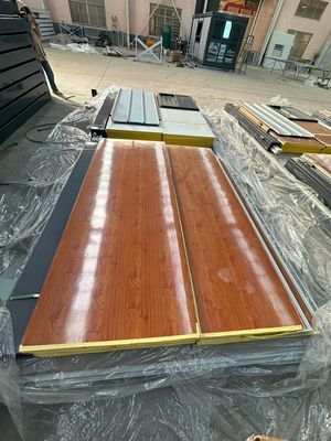 Schnelle Installation Galvanisierte Stahlkonstruktion 20 40ft vorgefertigte Sandwich-Panel Flat Pack Container Haus für Büro-Wohnung