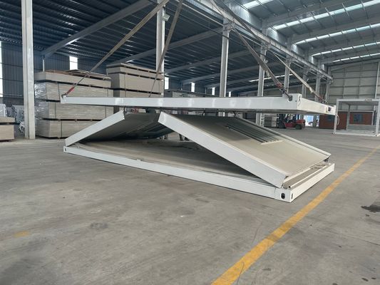 Modernes Design 20ft vorgefertigte modulare Stahlrahmen Glaswolle Sandwich-Panel Klappbehälter Haus für den schnellen Bau