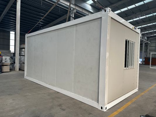 Sicherheitstür Mobilstahlrahmen 20 40Ft Sandwich-Panel Vorgefertigtes tragbares Klappcontainerhaus für mehrere Anlässe