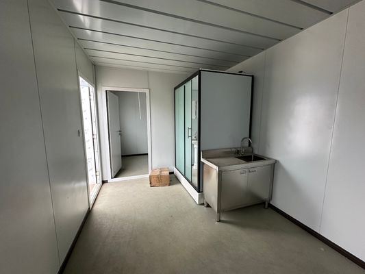 Geschwindig installiertes Flat Pack Haus mit modernem Design 600X600X300 cm Einzelpaketgröße