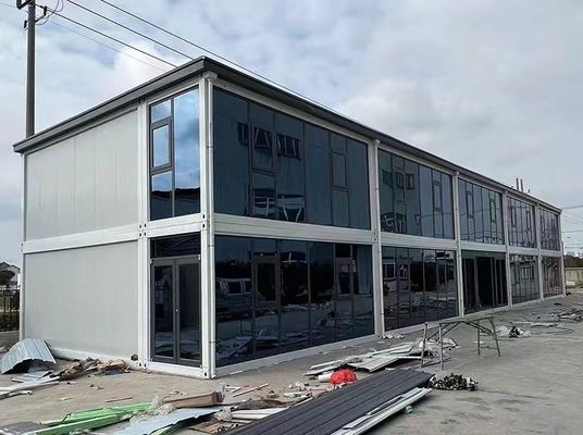 20 ft 40 ft Leichtstahlrahmen Modernes Modulares, kundenspezifisches, tragbares, abnehmbares Containerhaus aus PVC-Blattboden