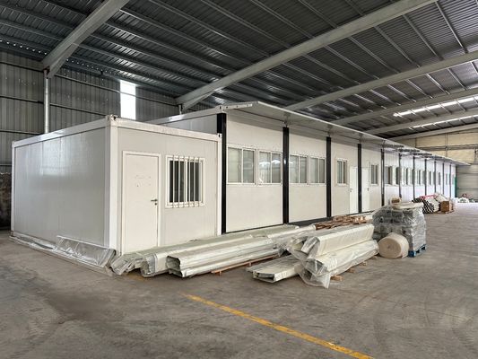 Multi-Funktion 20ft 40ft Schnellinstallation Flat Packed Storage Container Hohe Windgeschwindigkeit Vorgefertigter Container Haus Zuhause