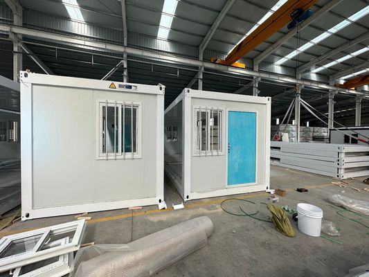 20ft 30ft 40ft leicht zu montieren Klappcontainerhaus hohe Windgeschwindigkeit vorgefertigte Wohnung Design Stil zeitgenössisch