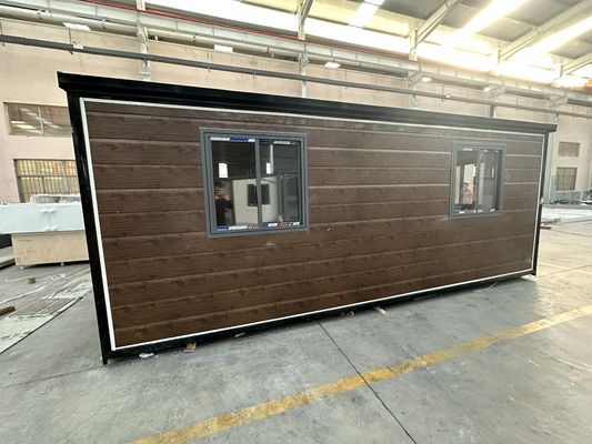 20 ft 40 ft Bewegliche, erweiterbare Container Wohnhaus Isoliertes, vorgefertigtes Containerhaus Design Stil zeitgenössisch