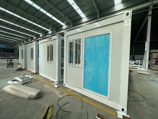 Aluminiumfenster 20/40 Ft Container Home Modernes Prefab Containerhaus Klappbar für temporäre Gebäude und Sicherheitstür