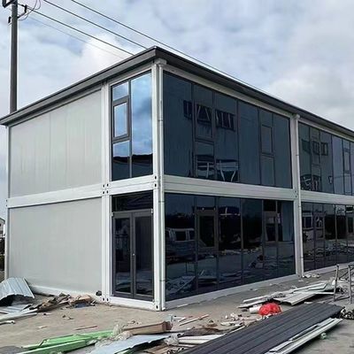 Portable Modular Design Sandwich Panel Stahlrahmen Trennbares Containerhaus mit individueller Farboption