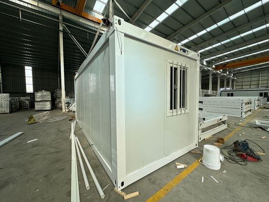 Oberdach wasserdicht Dauerhaftes Mobilklappbares Prefab Containerhaus für schnelle Installation Wohnhäuser Bürogebäude