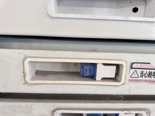 Maßgeschneiderte zweistöckige Häuser in Polen mit modernem Stil, vorgefertigten Containerhaus-Kit und wasserdichtem Dach