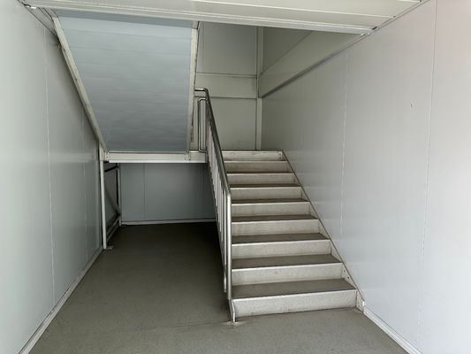 Schnelle Installation Galvanisierte Stahlkonstruktion Vorgefertigte Selbstmontage Luxus-Villahaus für zwei Stockwerke Flat Pack Container