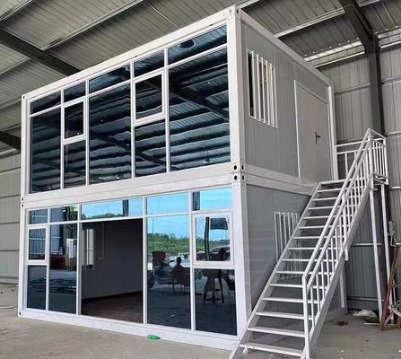 Weiße, abnehmbare Containerhäuser im modernen Stil mit Sicherheitstür