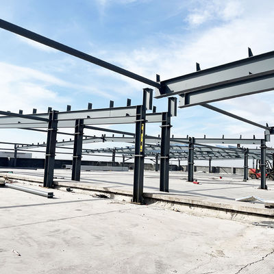 Vorgefertigtes Stahllagergebäude, leicht zu installieren, mit Stahltürstruktur und Installation