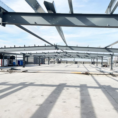 Quelle Vorgefertigtes Lagerhaus Stahlkonstruktionsgebäude mit Schneidedienst und Aluminiumlegierungsfenster bei einfacher Installation