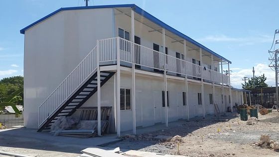 Blau-Weiß-Leichtstahl-Strukturrahmen Vorgefertigtes Modularhaus am Strand
