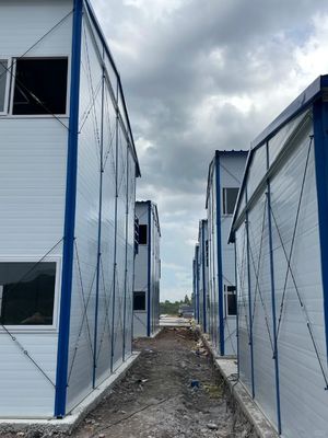 Werkstatt Lagerhaus Baubüro Stahl-Vorgefertigtes Haus mit 50/75/100mm Welle Sandwich Panel Wand